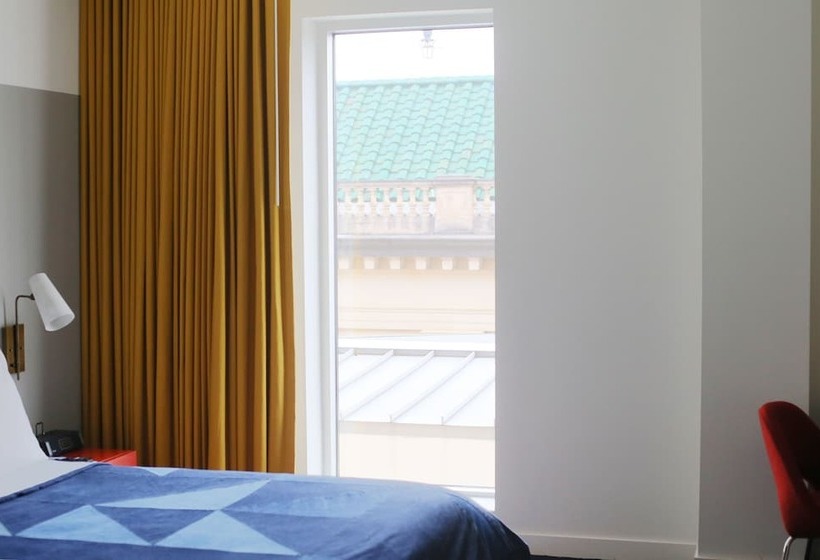 חדר דלוקס, The Durham