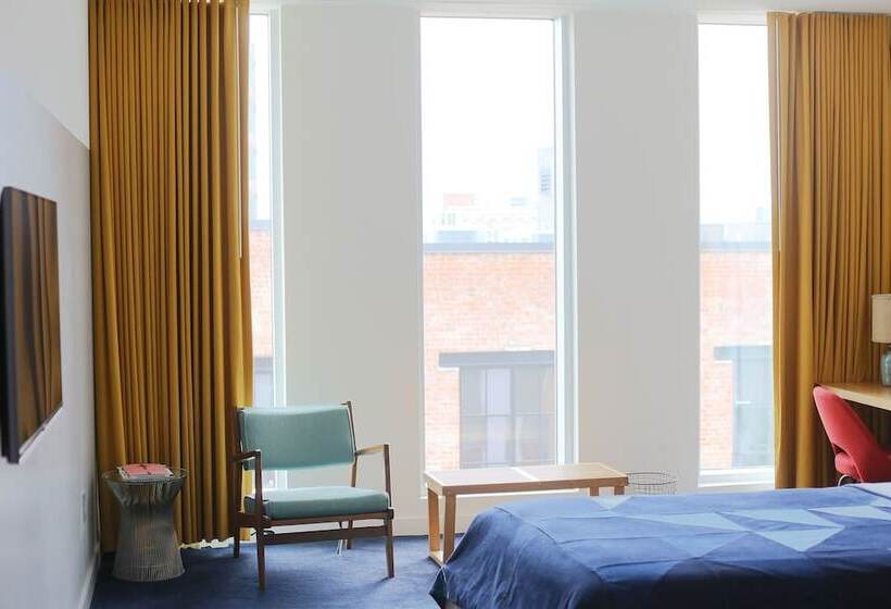 חדר סופריור, The Durham