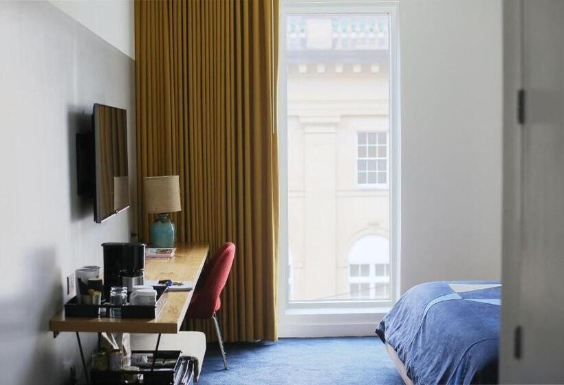 חדר דחוקס עם מיטת קינג, The Durham