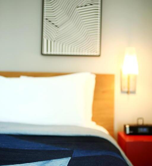 חדר דחוקס עם מיטת קינג, The Durham