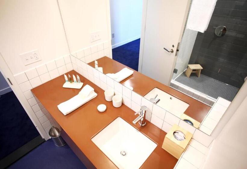 חדר סופריור עם מיטת קינג, The Durham