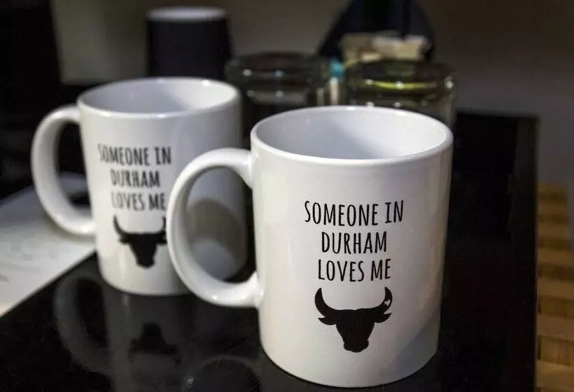 اتاق لوکس, The Durham