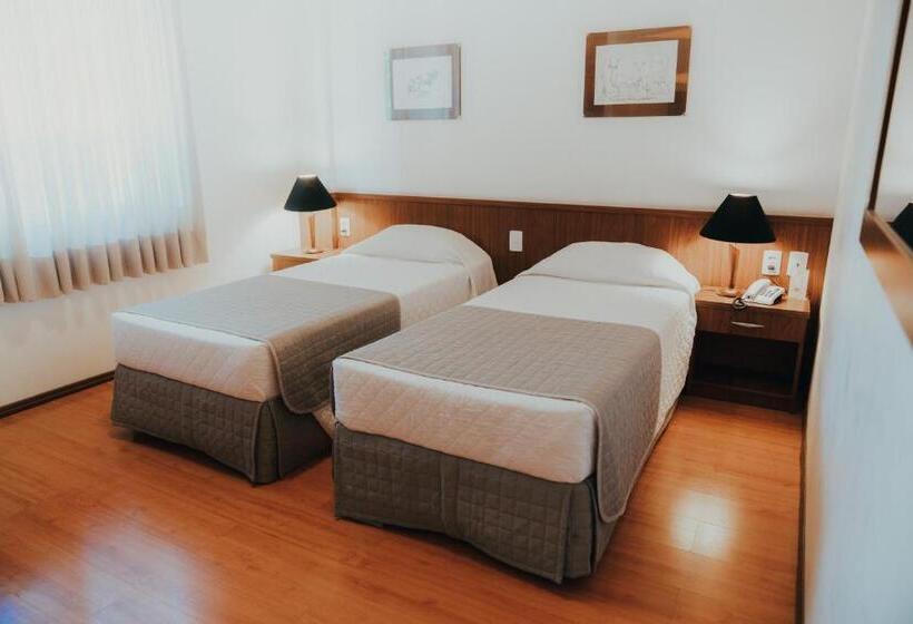 Номер Стандарт, Timbó Park