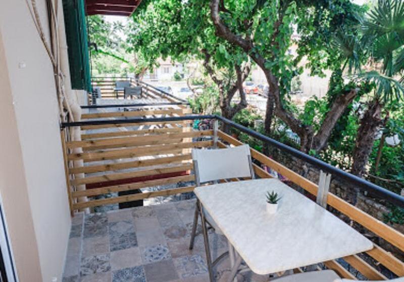 标准工作室, Ionian Paradise