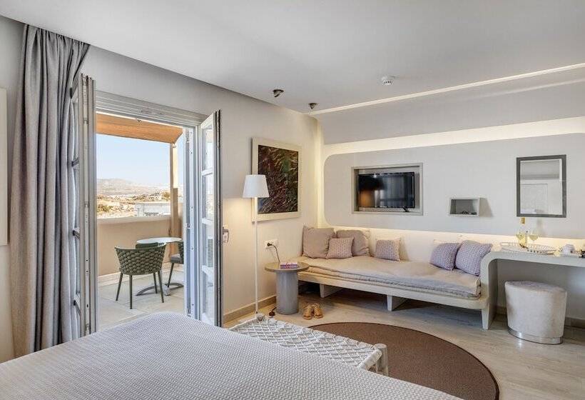 Номер Стандарт Вид на Море, Kouros Art