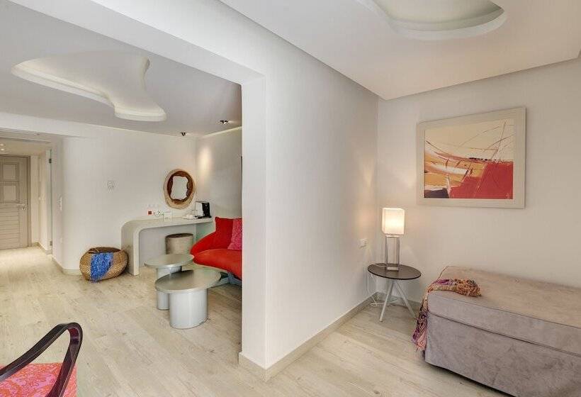 Люкс, Kouros Art