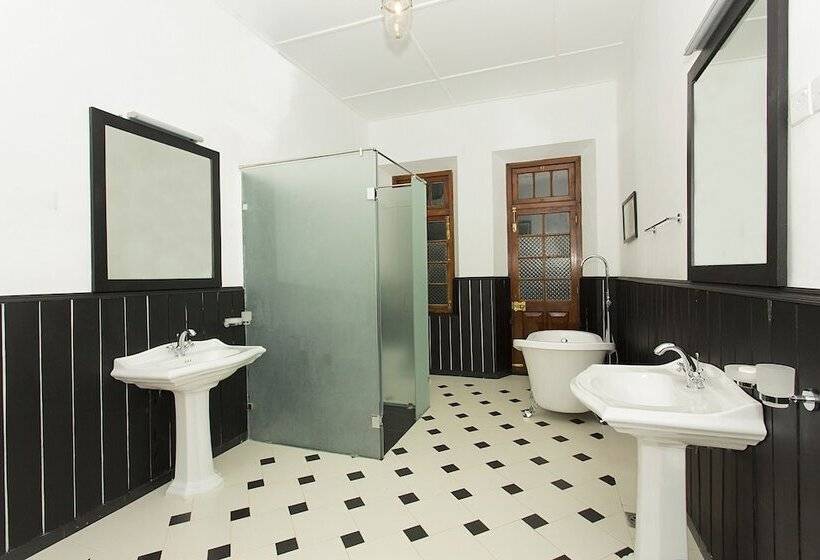 Standard Bungalow, Mountbatten Bungalow