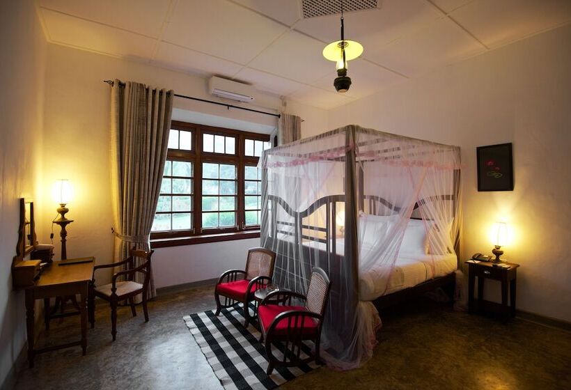 Standard Bungalow, Mountbatten Bungalow