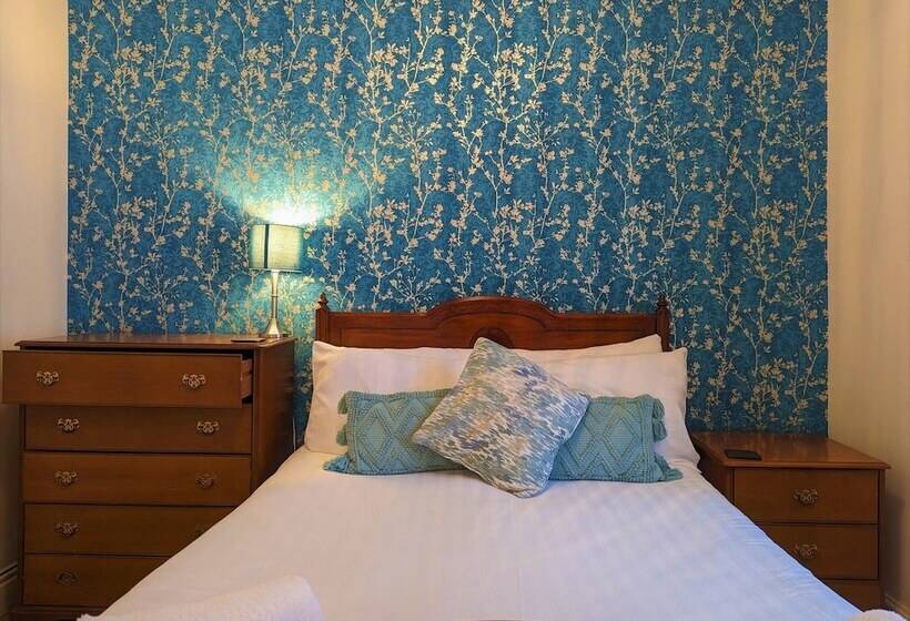 غرفة ديلوكس, The Senarth