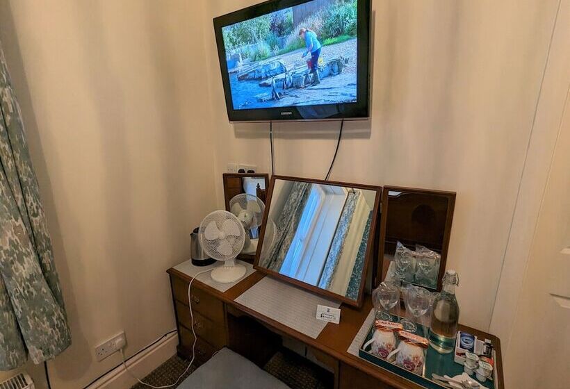 غرفة ديلوكس, The Senarth