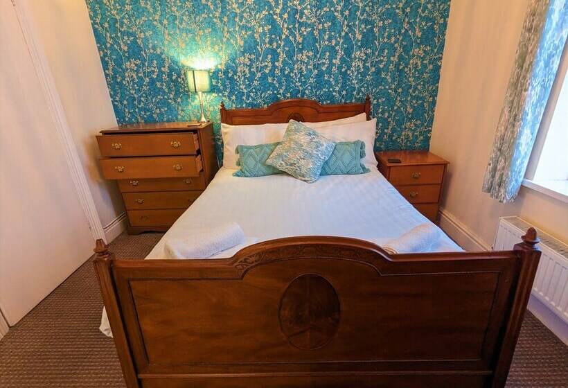 غرفة ديلوكس, The Senarth