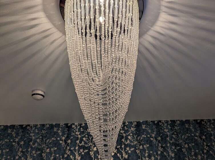 غرفة ديلوكس, The Senarth