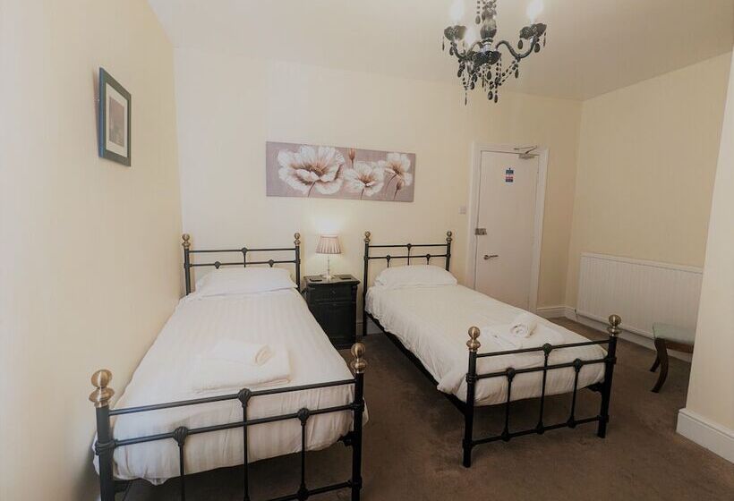 غرفة ديلوكس, The Senarth