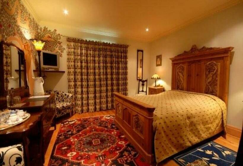 스탠다드 룸, Wolds Village