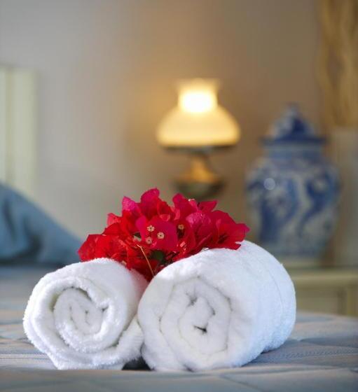 高级海景房, Perigiali