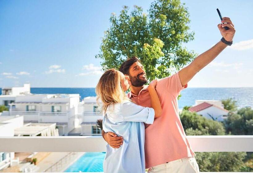 高级海景房, Perigiali