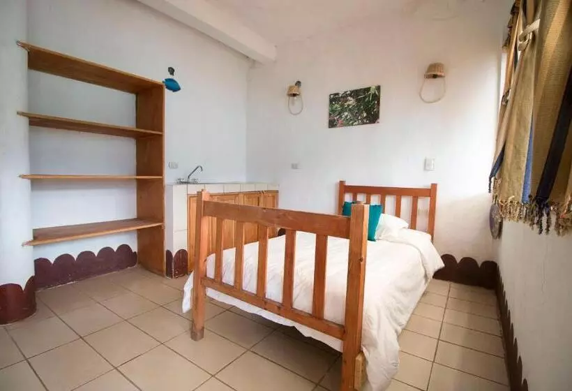 Standard Room, Eco Hotel Uxlabil Atitlan