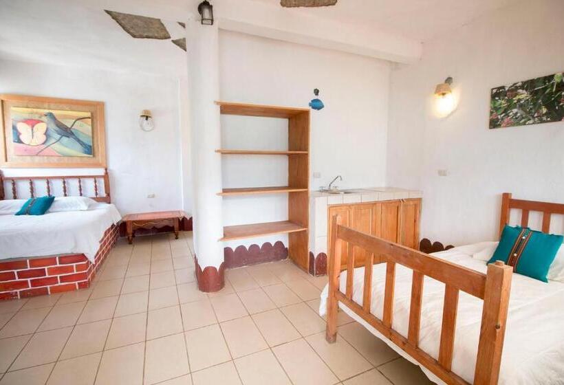 اتاق استاندارد, Eco Hotel Uxlabil Atitlan