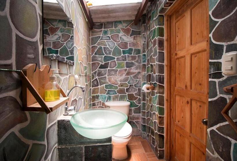 اتاق استاندارد, Eco Hotel Uxlabil Atitlan