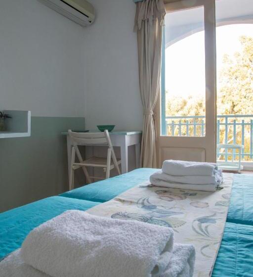 اتاق استاندارد با چشمانداز دریا, Alea Mare