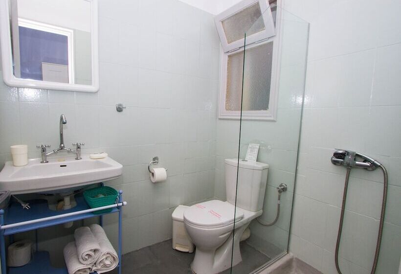 اتاق استاندارد با چشمانداز دریا, Alea Mare