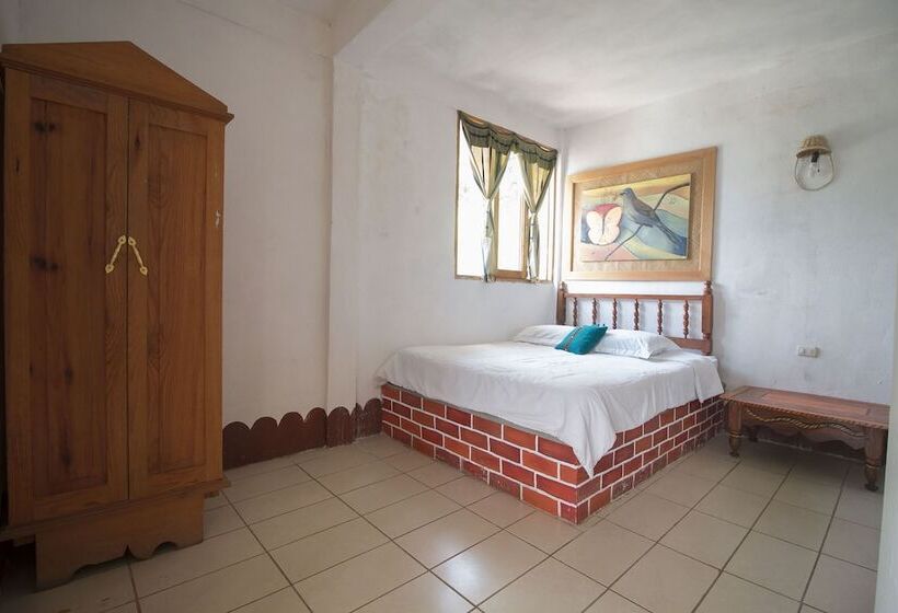 اتاق استاندارد, Eco Hotel Uxlabil Atitlan