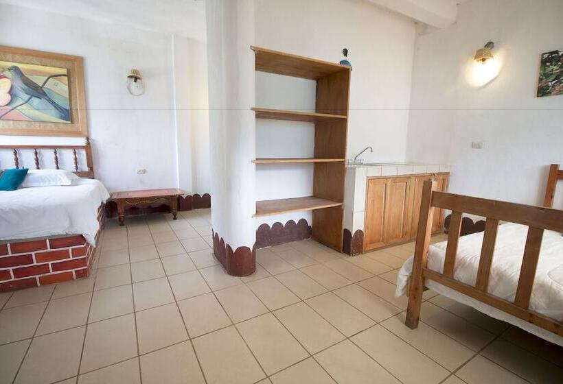 اتاق استاندارد, Eco Hotel Uxlabil Atitlan