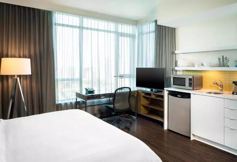キングサイドベッドのスタンダードワンルーム, Element By Westin Vancouver Metrotown