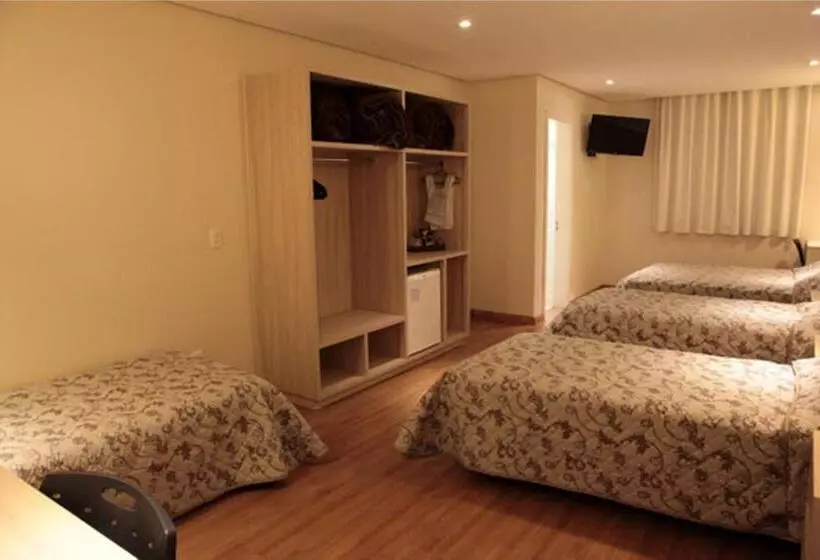 デラックスの4人部屋, Golden Hotel O Mais Central Pet Friendly