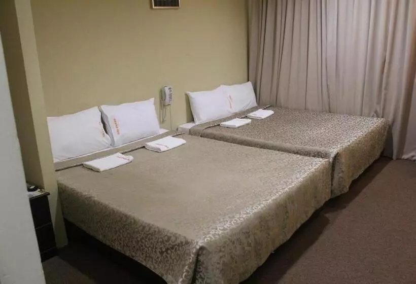 スタンダード4人部屋, Grand Inn