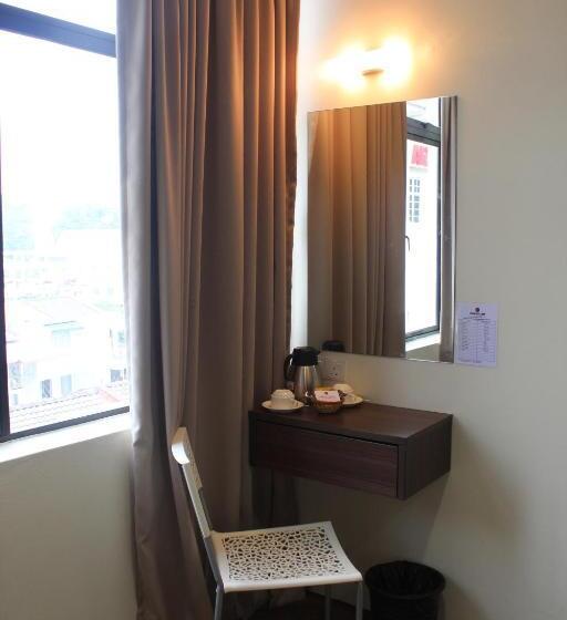 غرفة قياسية, Grand Inn