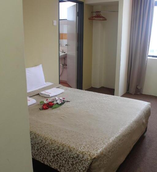 غرفة قياسية, Grand Inn