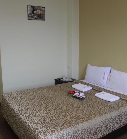 غرفة قياسية, Grand Inn