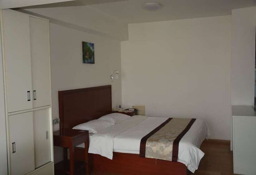 Номер Deluxe, Greentree Inn Weihai North Qingdao Road Express