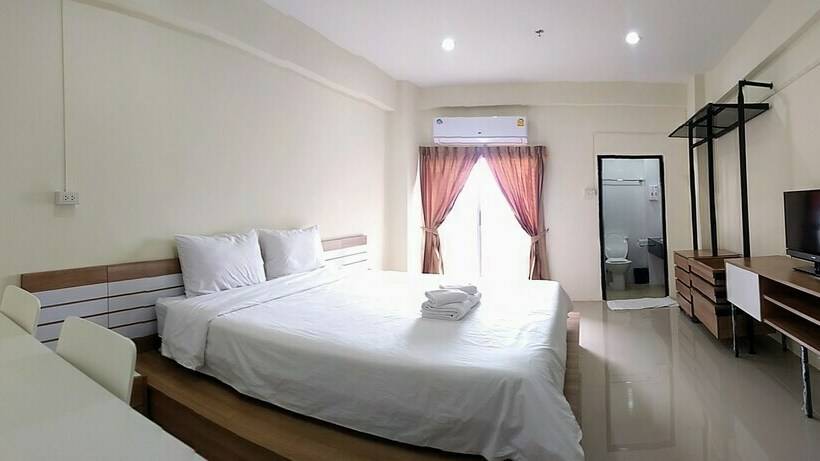 Standard-huone, Komol Residence Bangkok