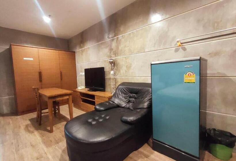 Juniorsviitti Puutarhanäkymä, Komol Residence Bangkok