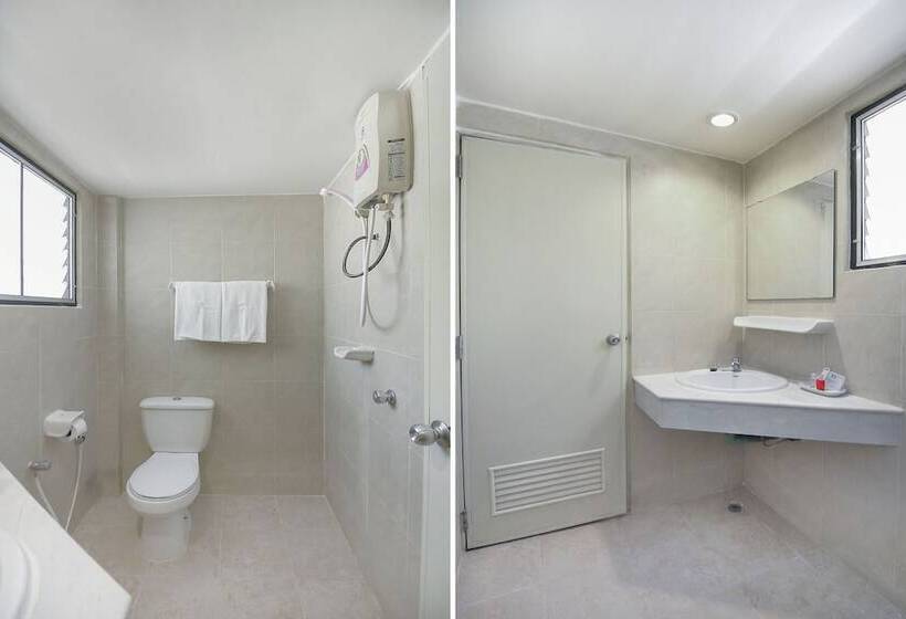 اتاق لوکس, Rajata