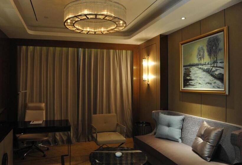 غرفة بيزنس, Ramada Plaza Liuzhou Liudong