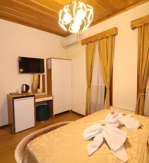 スタンダードルーム, Royal Gur