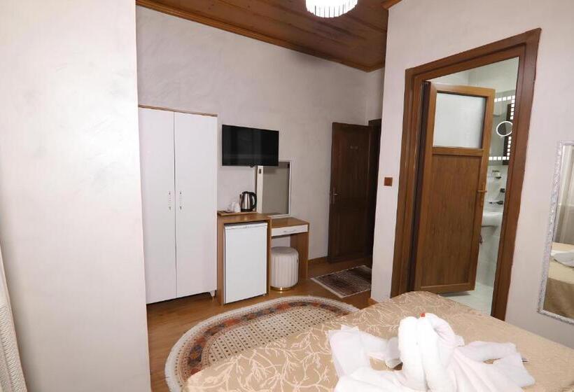 スタンダードルーム, Royal Gur