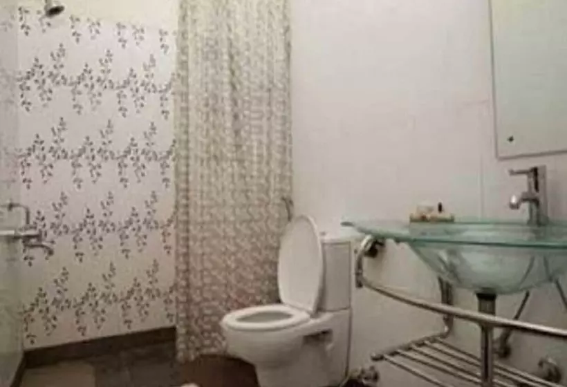 Chambre Standard, Shanti