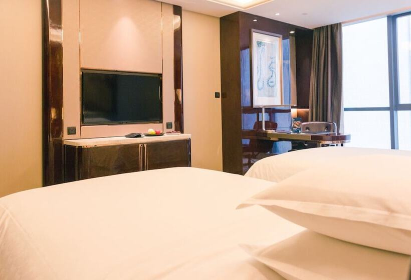 Номер Executive, Sheraton Grand Zhengzhou