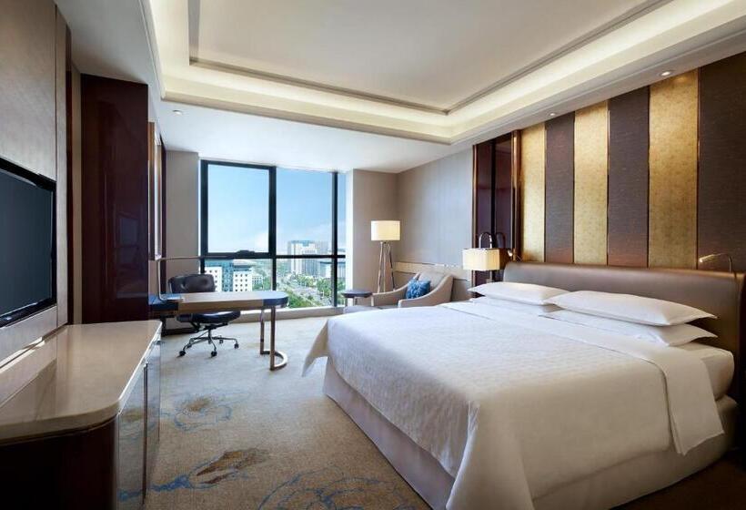 キングサイズベッドのエクゼクティブルーム, Sheraton Grand Zhengzhou
