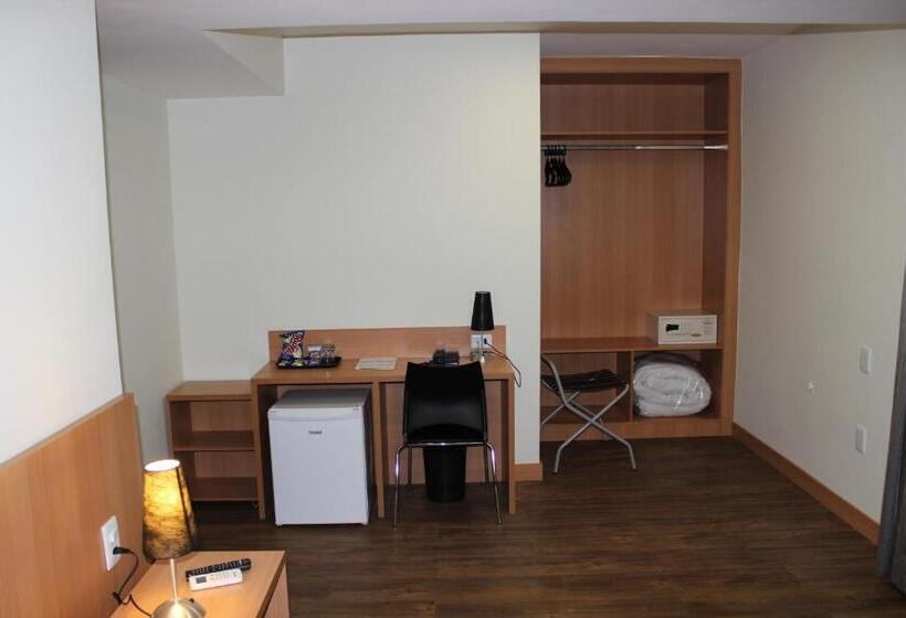 标准三人间, Vertentes Suítes