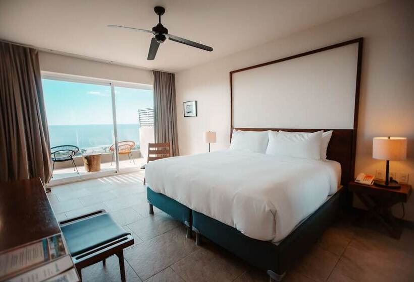 オーシャンビューのプレミアムルーム。, Wyndham Tamarindo