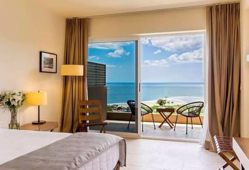 Standard-invahuone, Wyndham Tamarindo