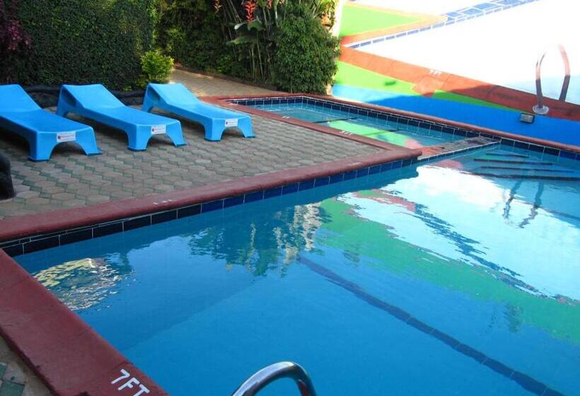 اتاق استاندارد یک نفره, Korona Villa Lodge