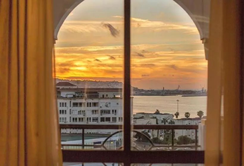 سوییت با چشم‌انداز دریا, Le Rio Appart Hotel City Center