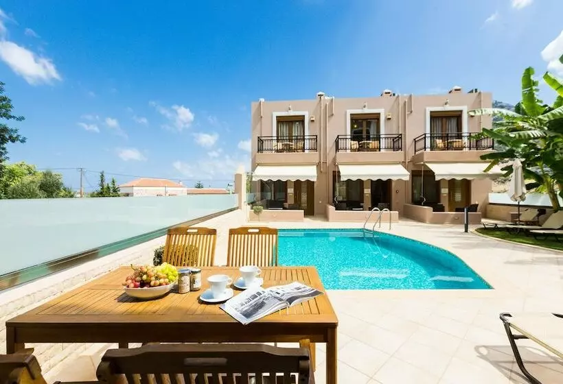 スイート, Pantheon Villas & Suites