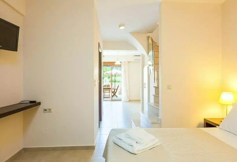 スリーベッドルーム ヴィラ, Pantheon Villas & Suites